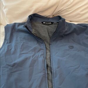 Travis Mathew Men's Blue Vest